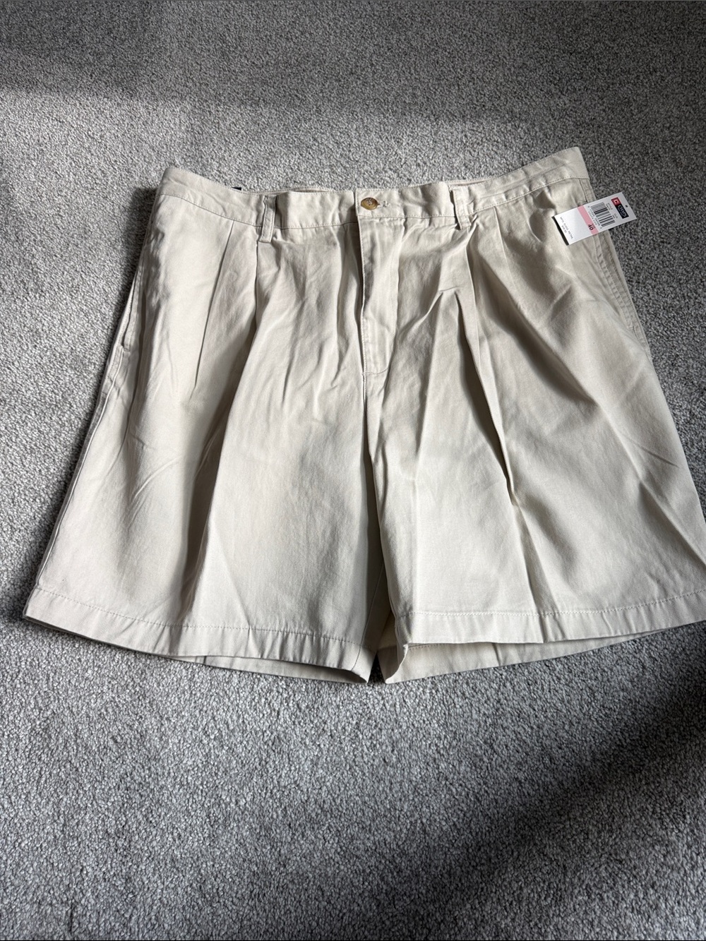 Chaps Beige/Tan Waistband Shorts — Size 40